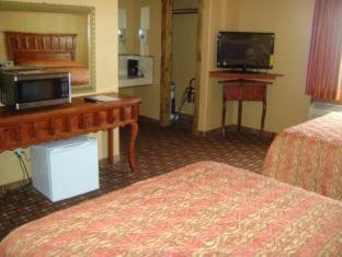 Camino Real Hotel Игъл Пас Стая снимка